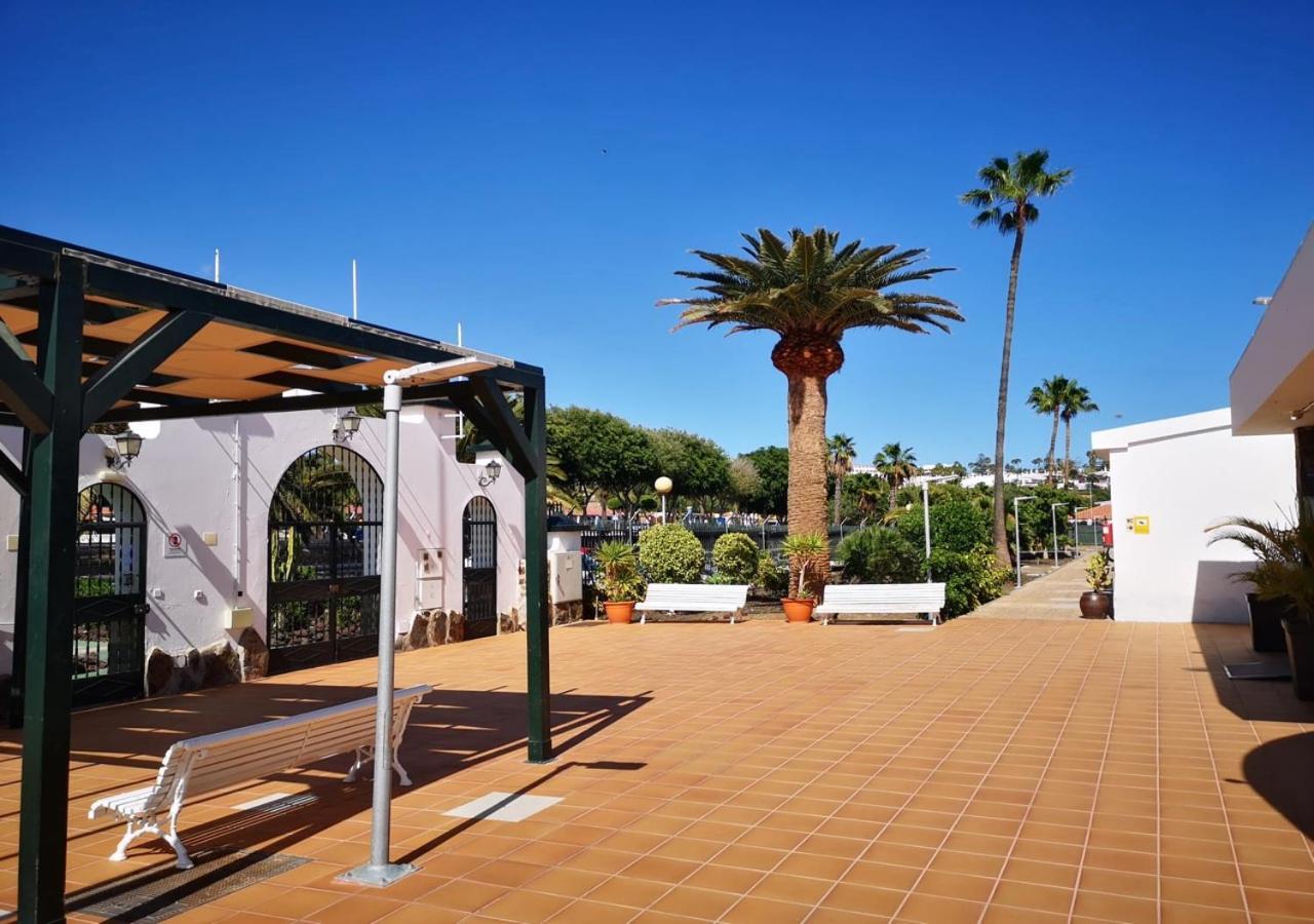 Maspalomas Lago Industrial Style Apartment