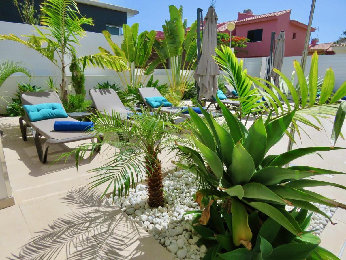 Palm Breeze Villa