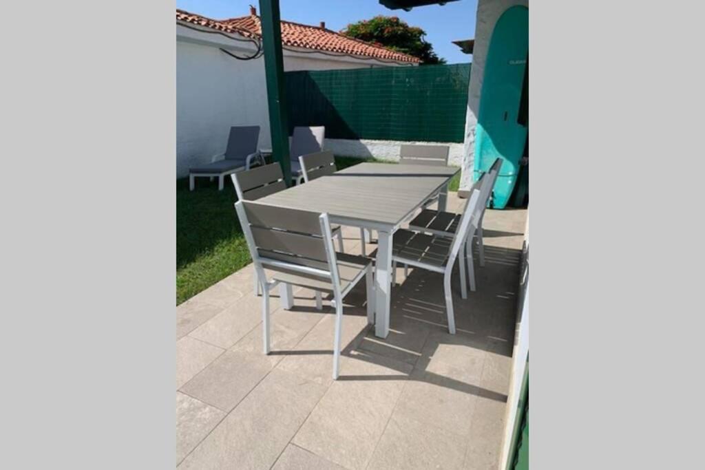 Renovated 2 Bedroom Bungalow In Playa Del Ingles Loma-asunnot