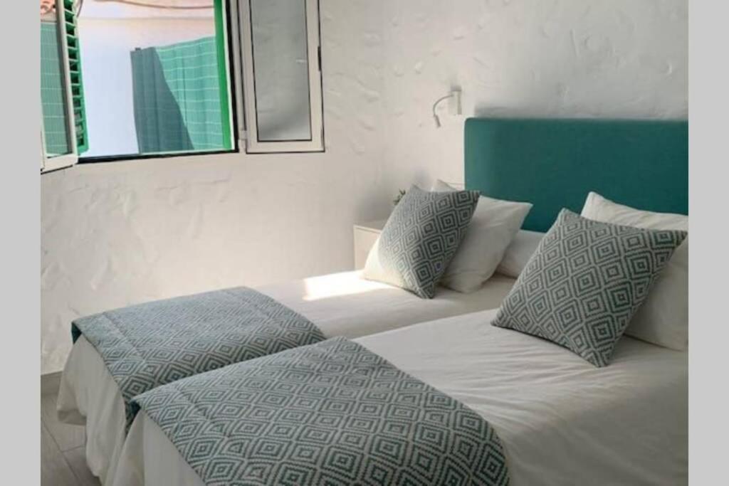 Renovated 2 Bedroom Bungalow In Playa Del Ingles Maspalomas (Gran Canaria)
