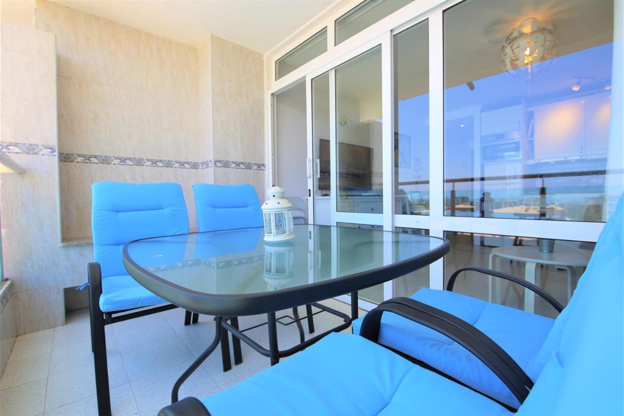 Apartament Overlooking Yumbo Centre With Heated Pool *