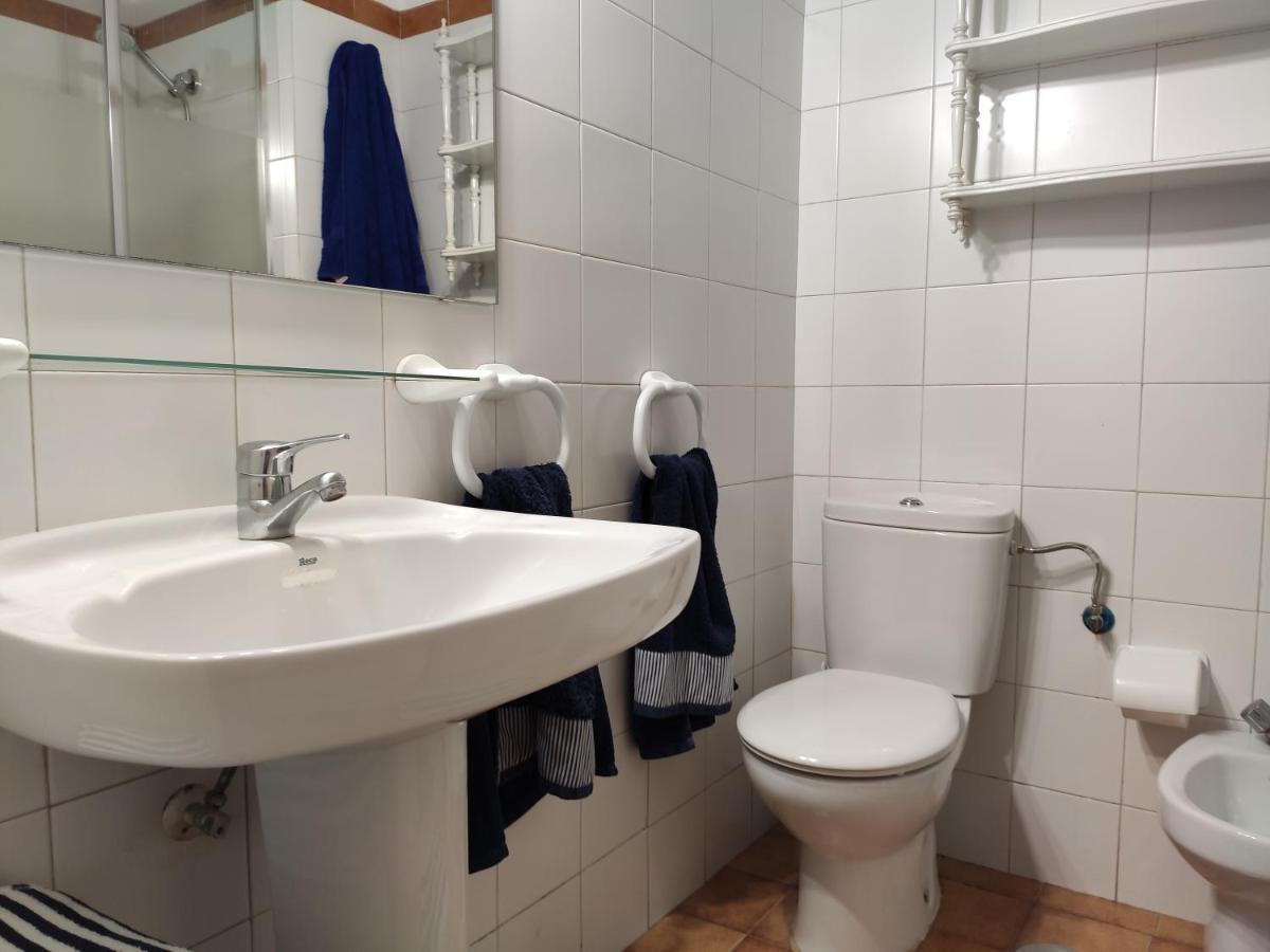 Lovely 2 Bedroom With Parking Holiday home