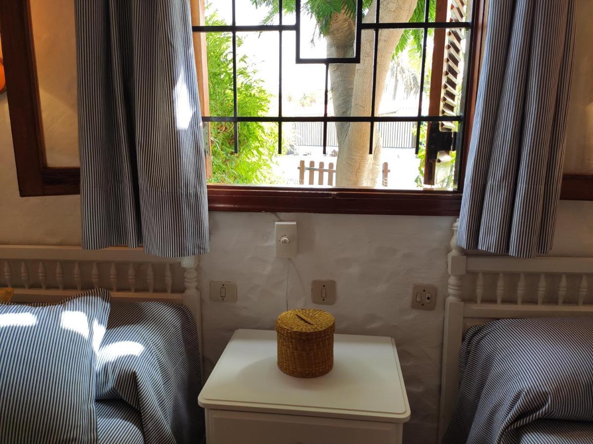 Holiday home Lovely 2 Bedroom With Parking *