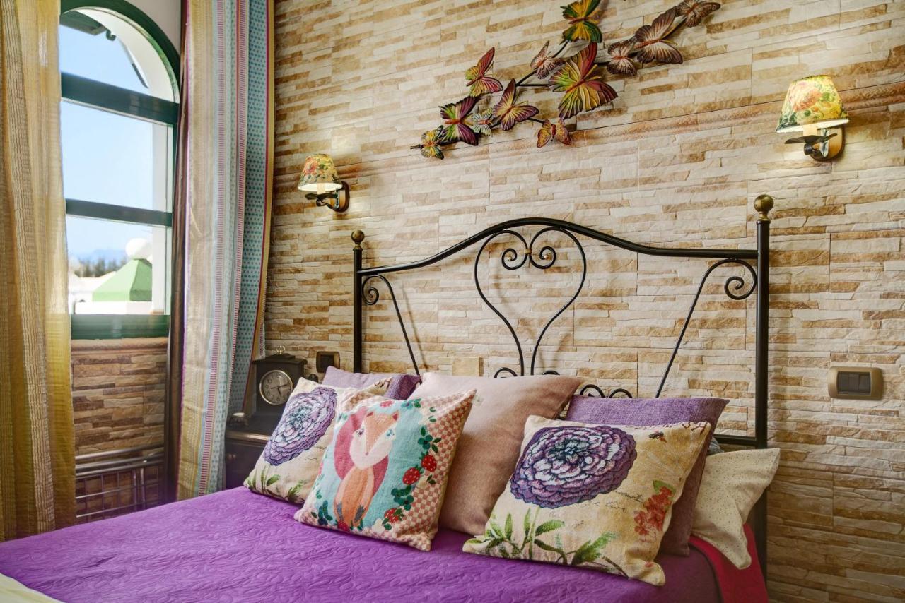 Villa Carlota *