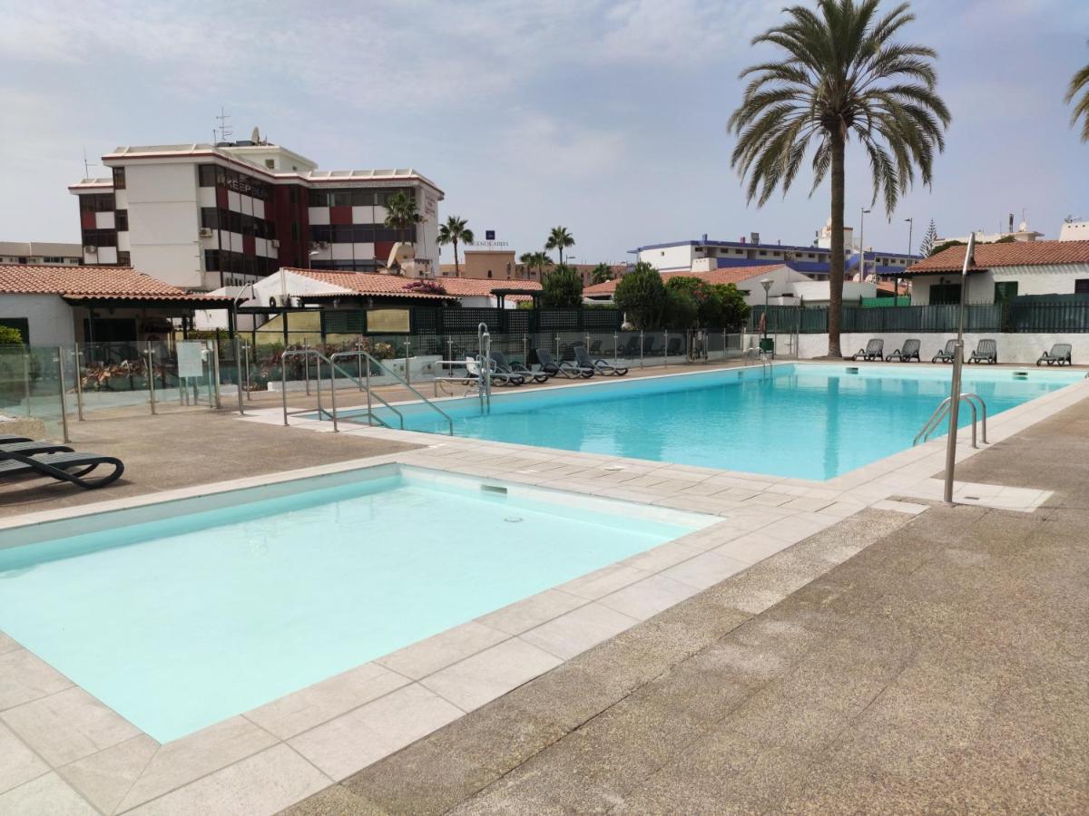 Bungalow With Private Garden Nex To Yumbo Center Maspalomas (Gran Canaria)