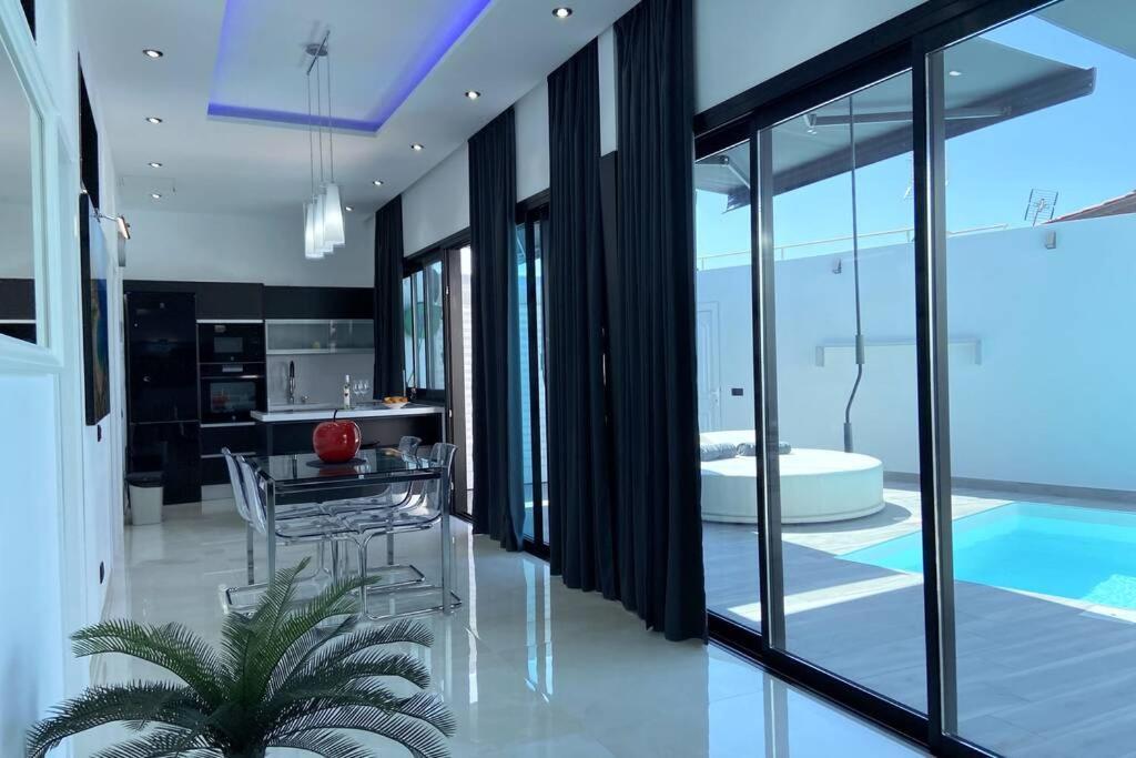 Villa Villardilla1 *