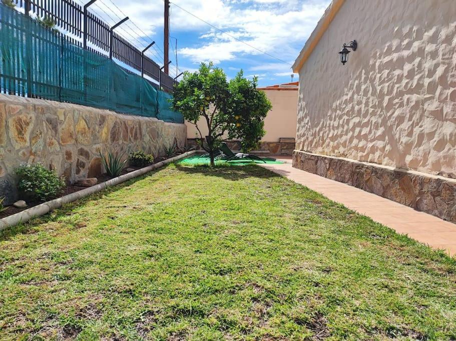 Apartment Bungalow Santa Fe Terraza Con Jardin