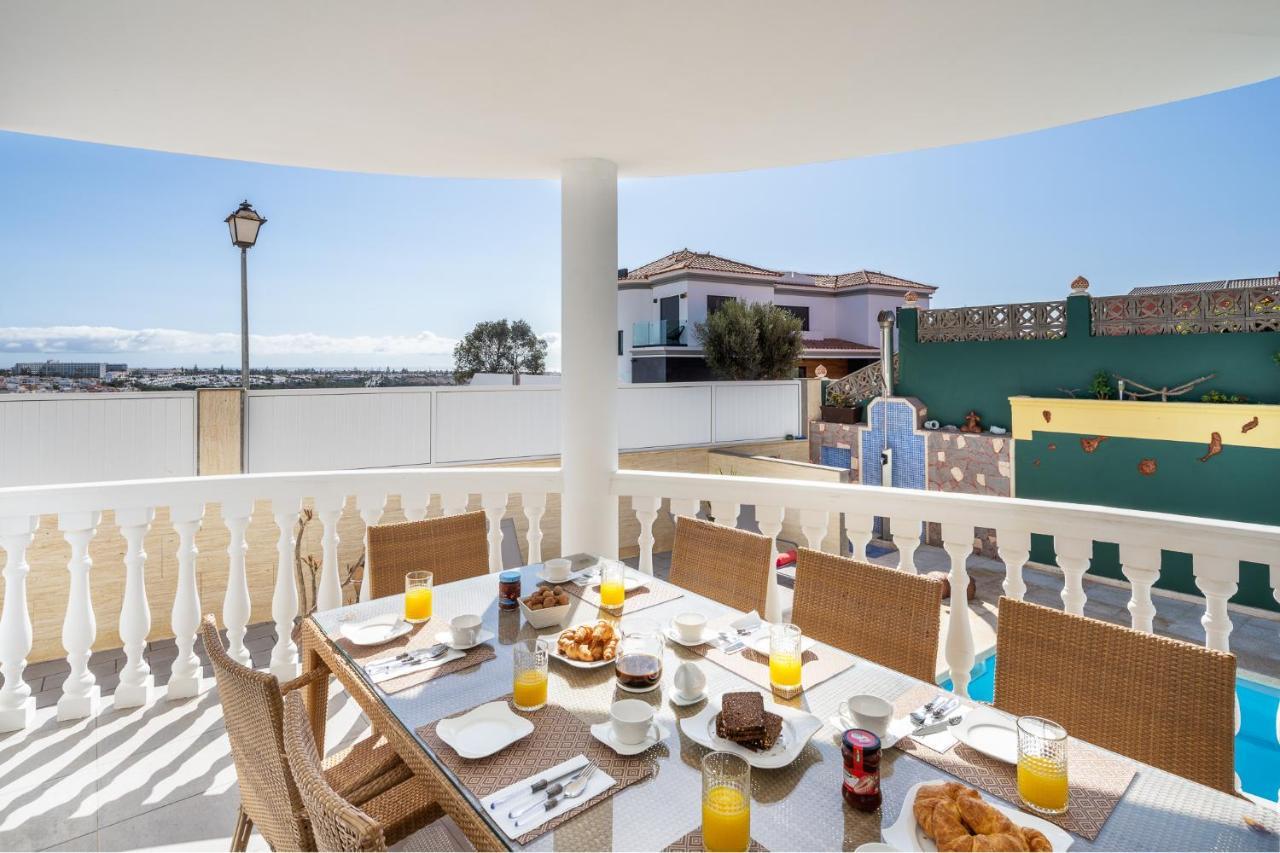 Time For Us By Maspalomas Maspalomas (Gran Canaria)