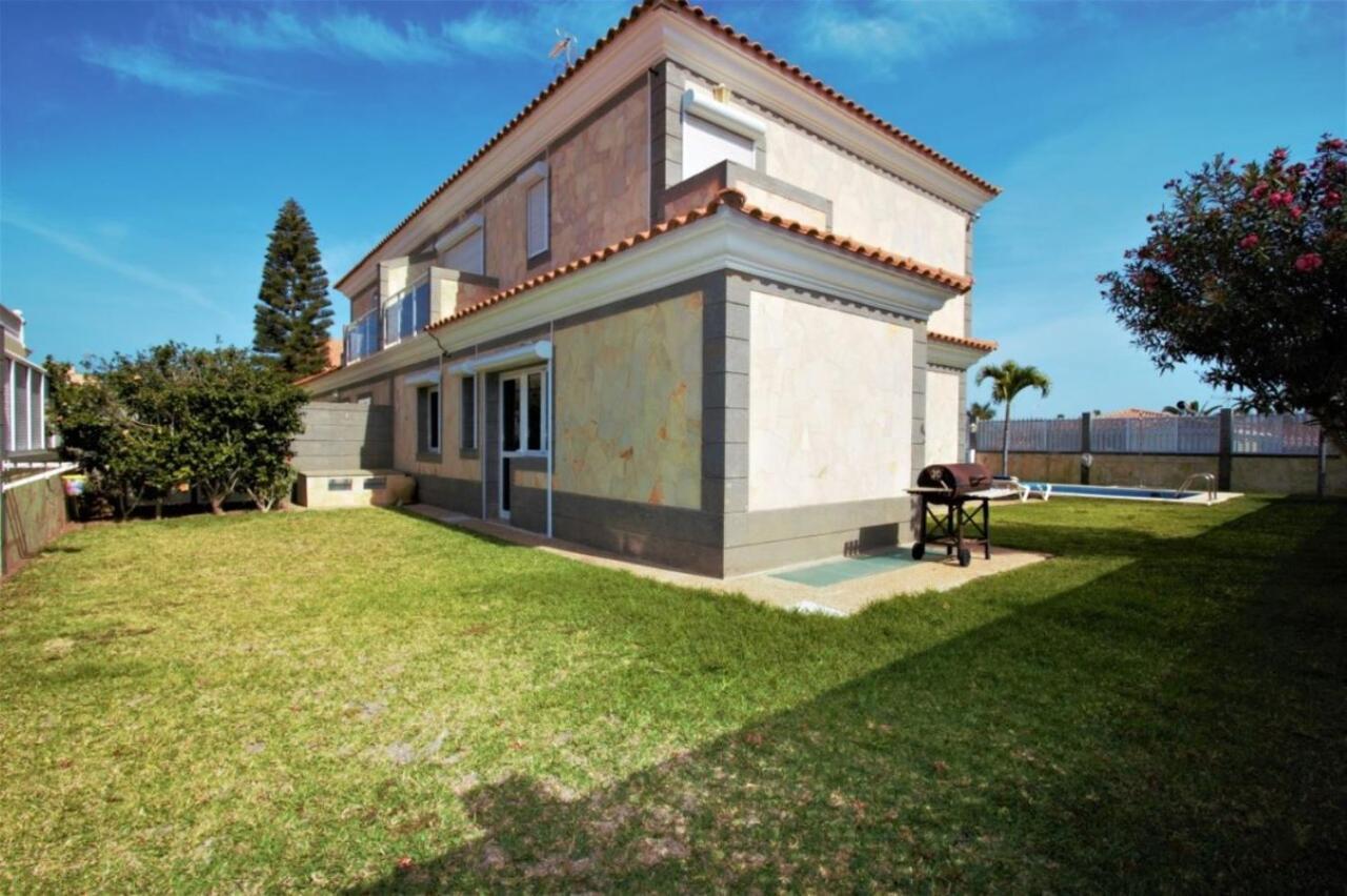 Lovisi Villa *