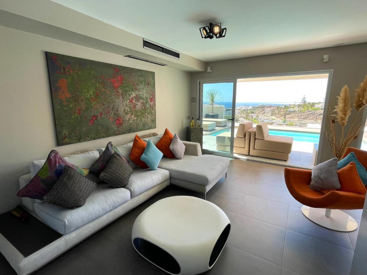 Luxury Morelli With Seaview & Heated Pool Villa *