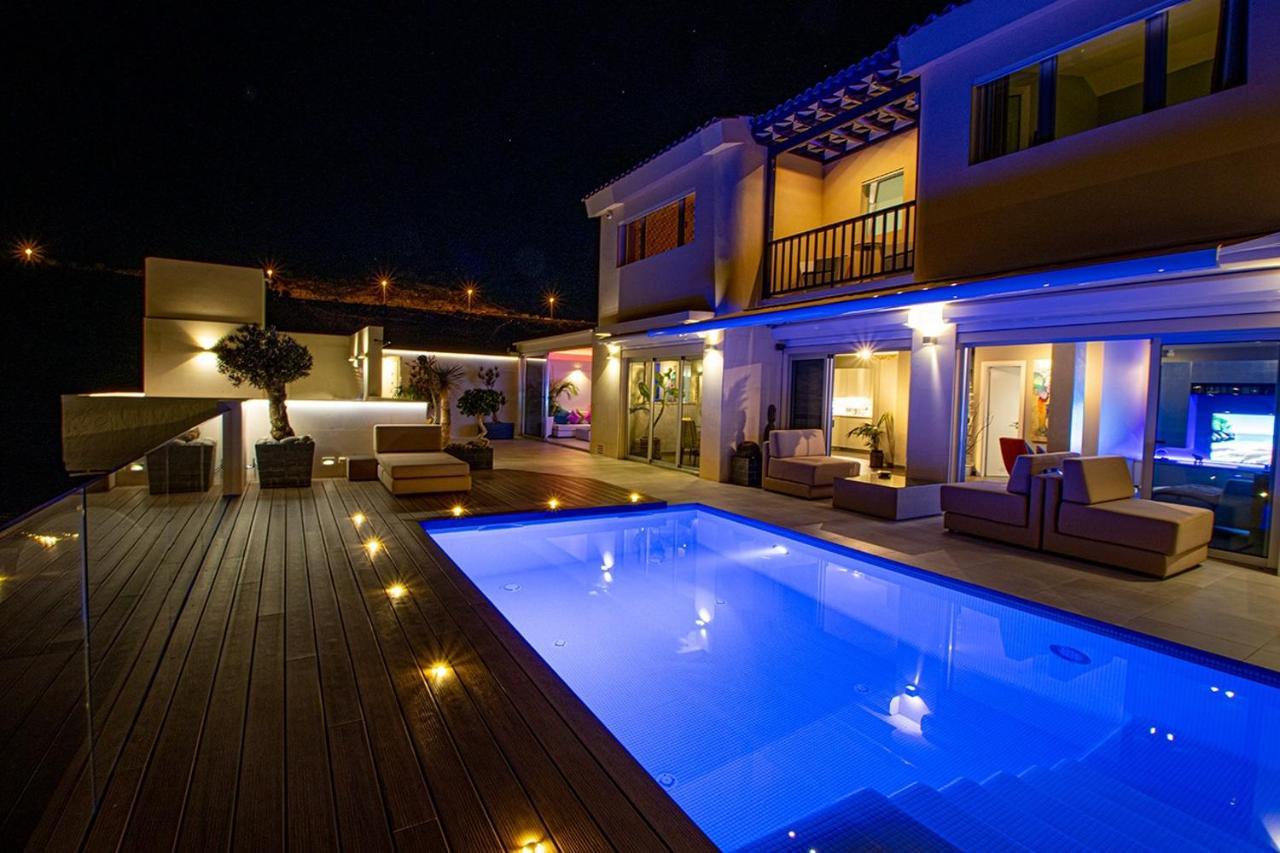 Luxury Morelli With Seaview & Heated Pool Pousada