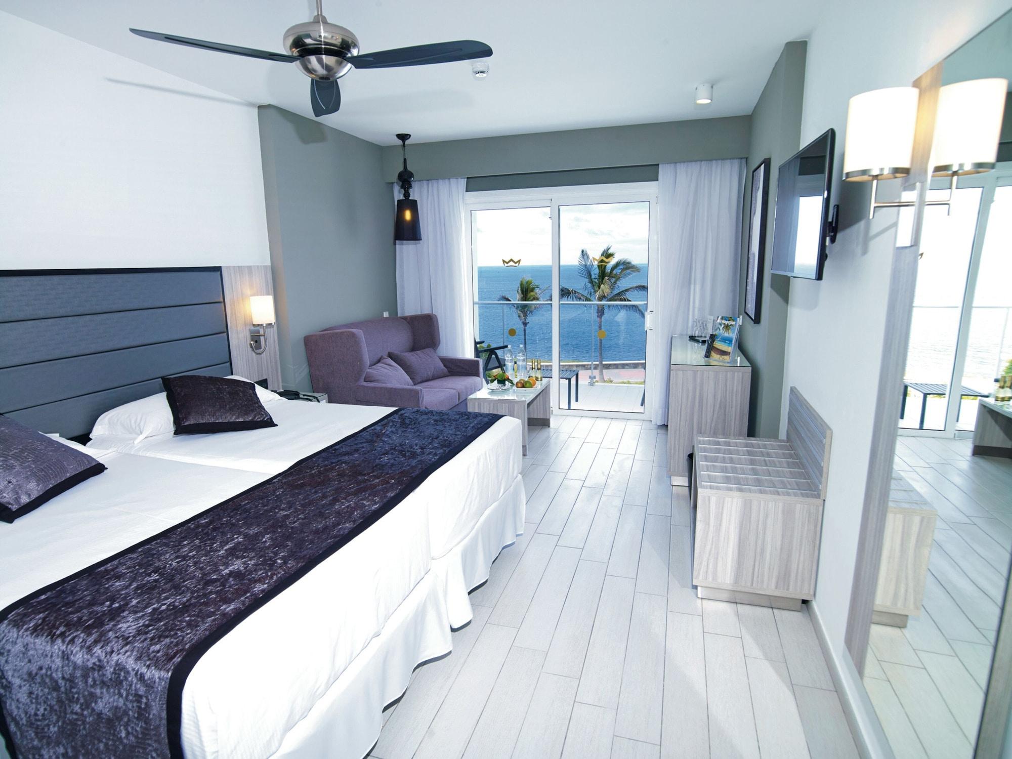 Hotel Riu Palace Meloneras 5*