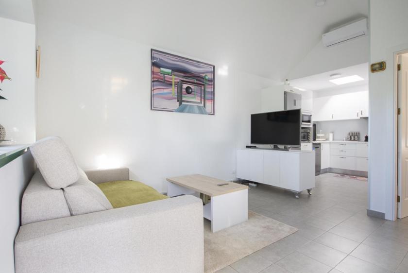 Charming With Private Garden Holiday home *