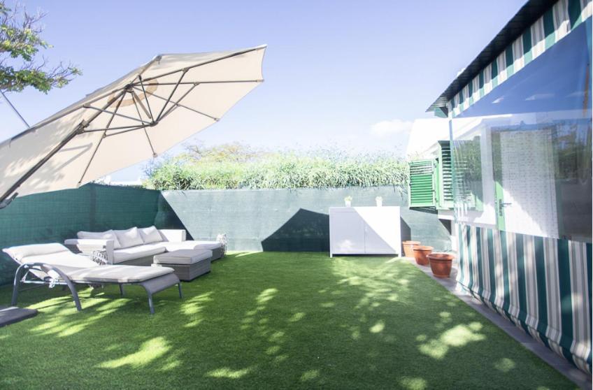 Charming With Private Garden Holiday home