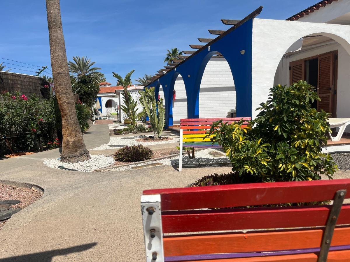 Holiday park Rainbow Golf Bungalows, Gay Men-only Maspalomas (Gran Canaria)