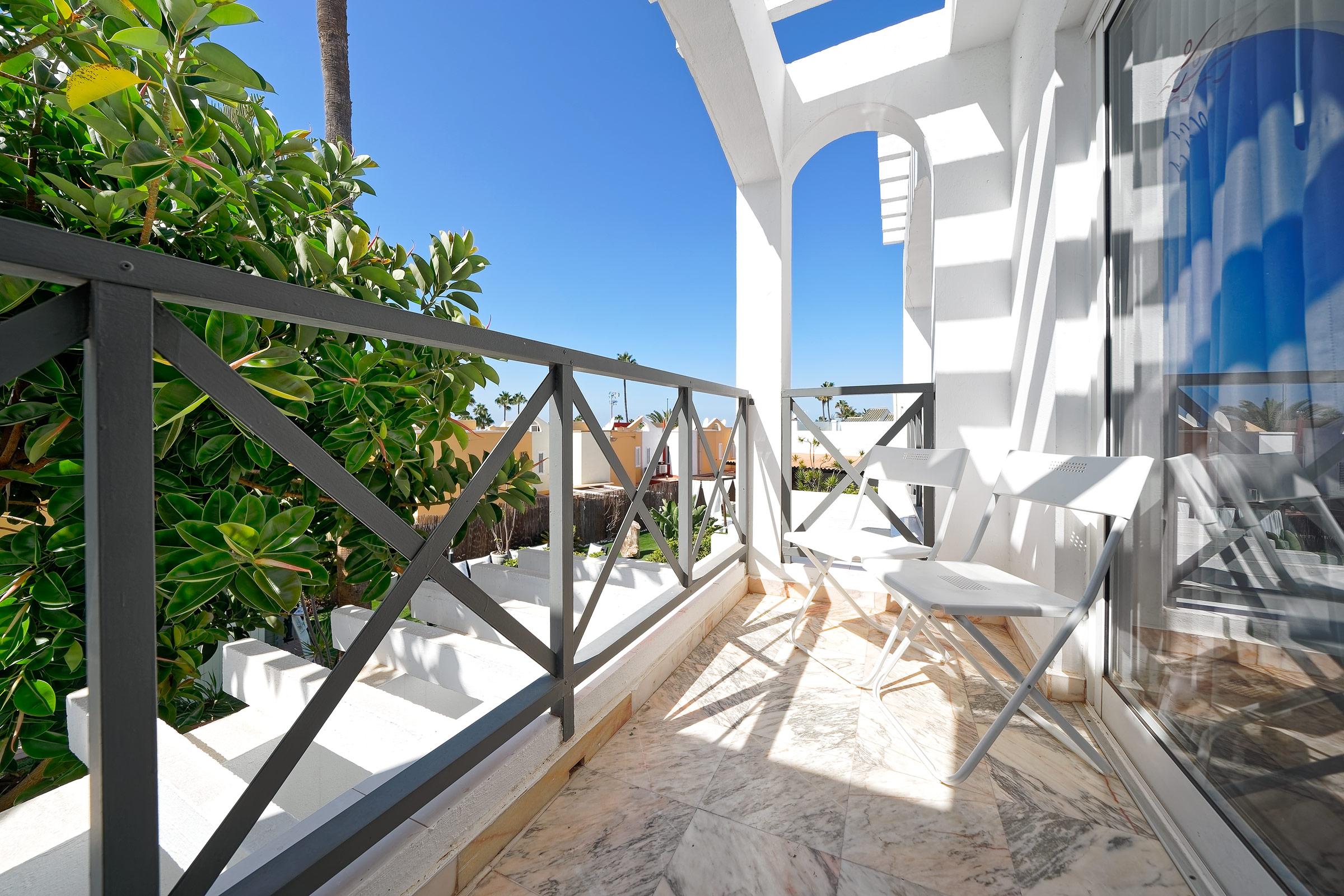 Hotel Vista Bonita - Gay And Lesbian Only (adults Only) 3*