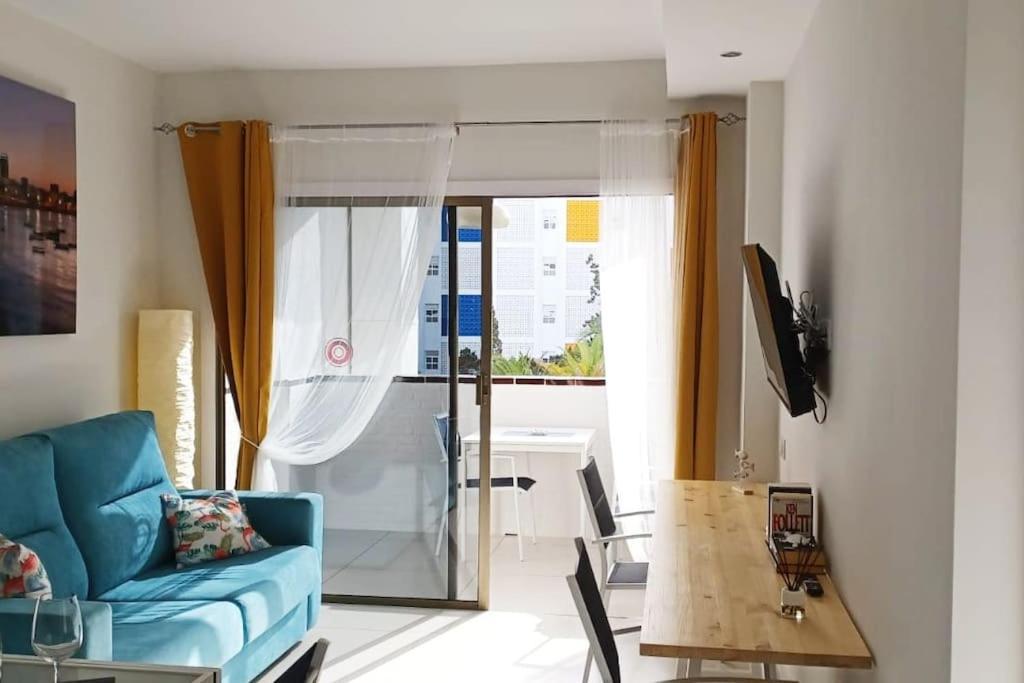 Modern In Playa Del Ingles *