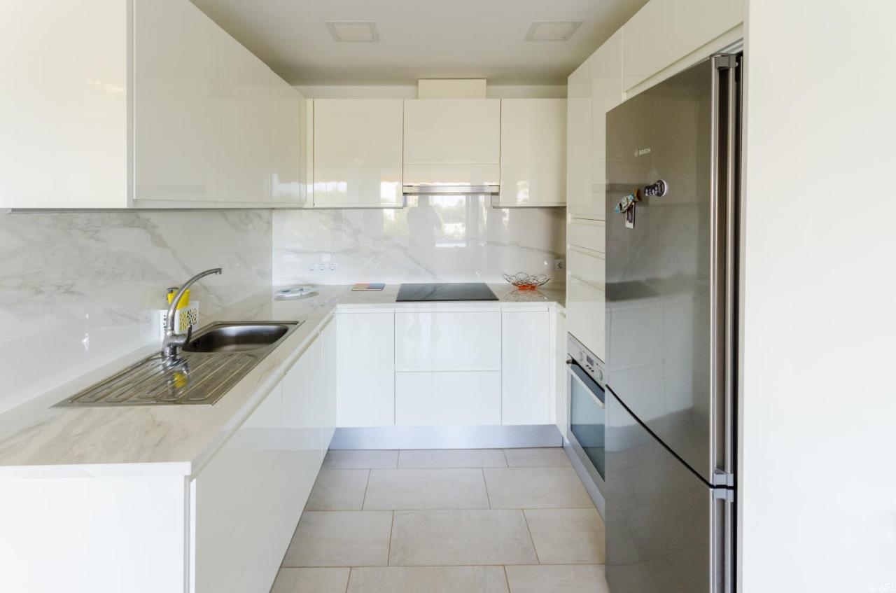 Apartment With Direct Sea Promenade Access *