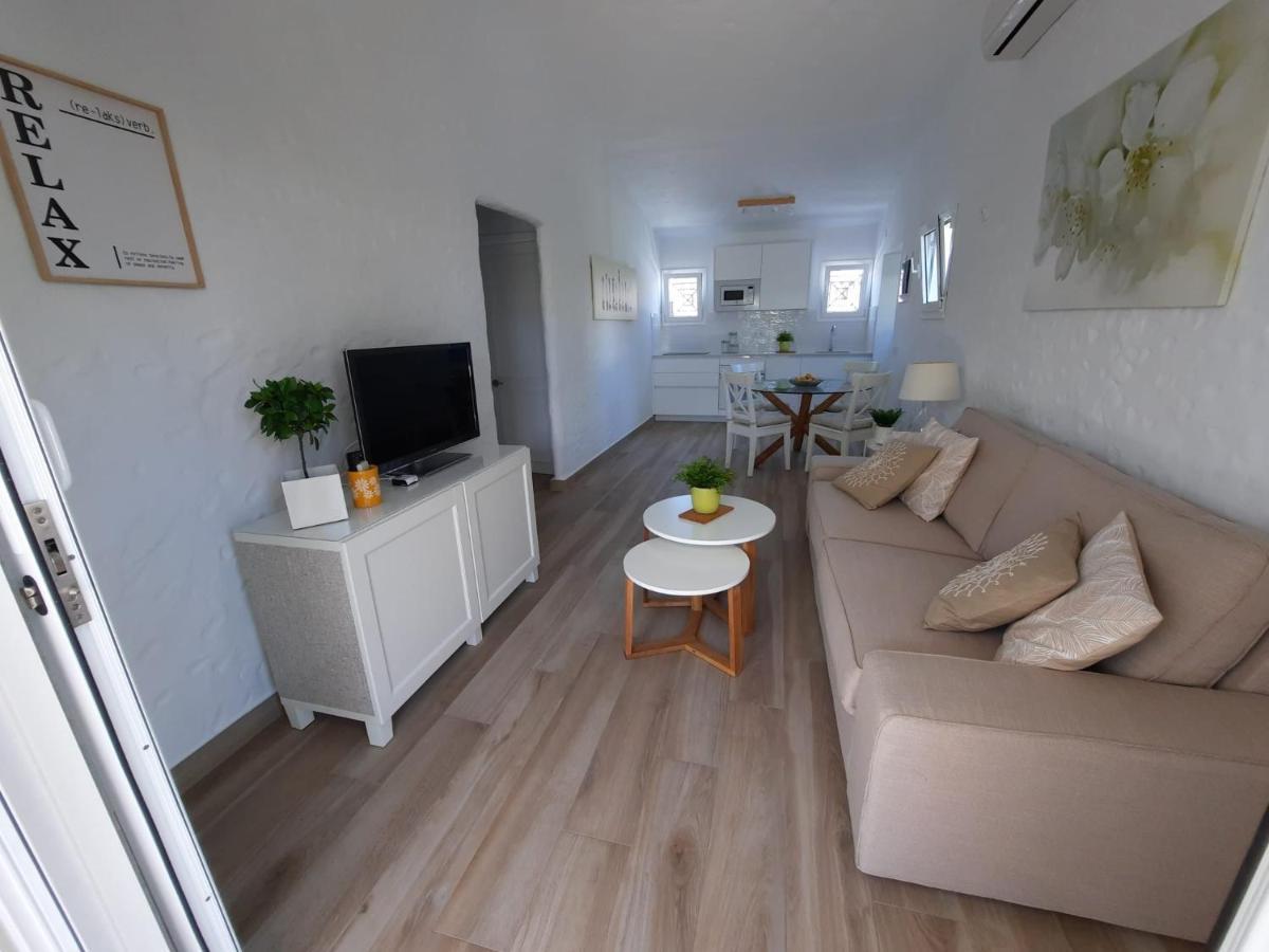 Vakantiehuis Relax Bungalow With Parking