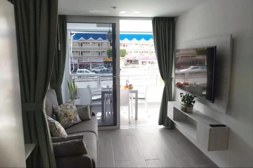Playa Del Ingles 5 Min Walk From Yumbo! 204 *