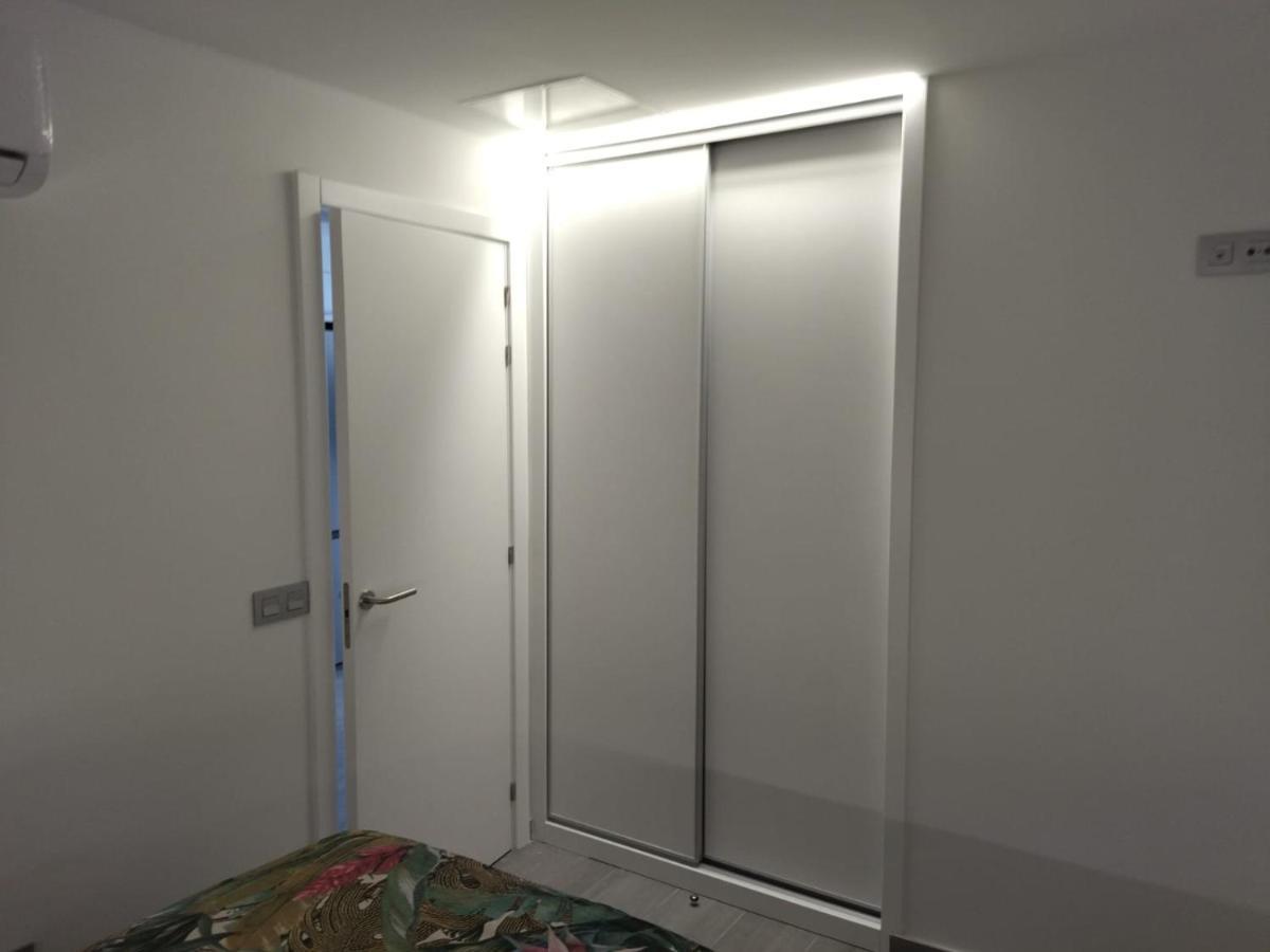Apartment Playa Del Ingles 5 Min Walk From Yumbo! 204