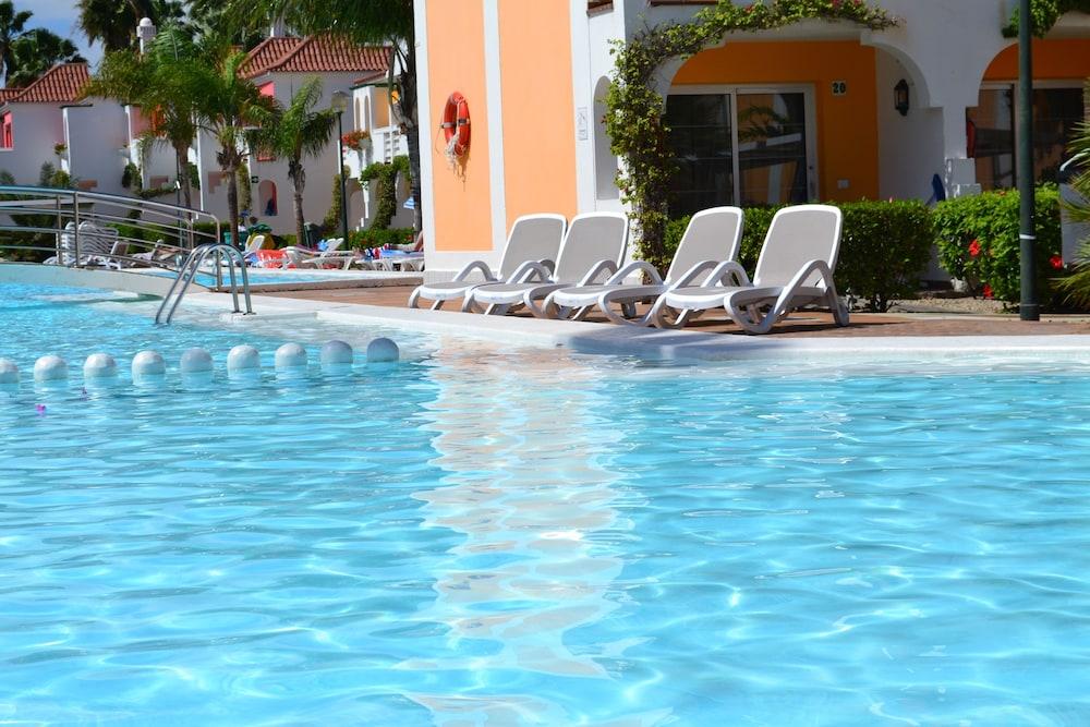 Cordial Golf Apartamento *