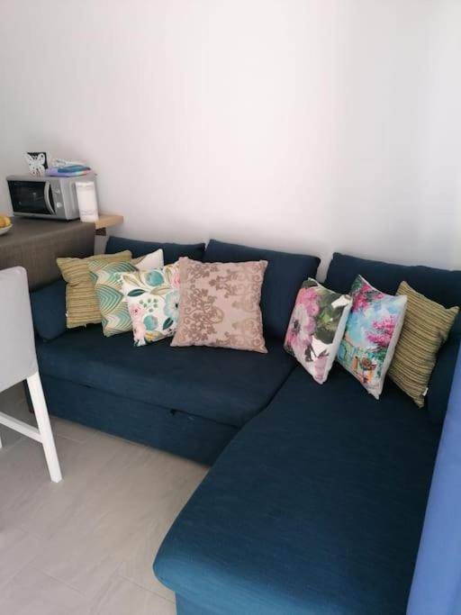 Quiet & Bright With Private Garden Apartment *