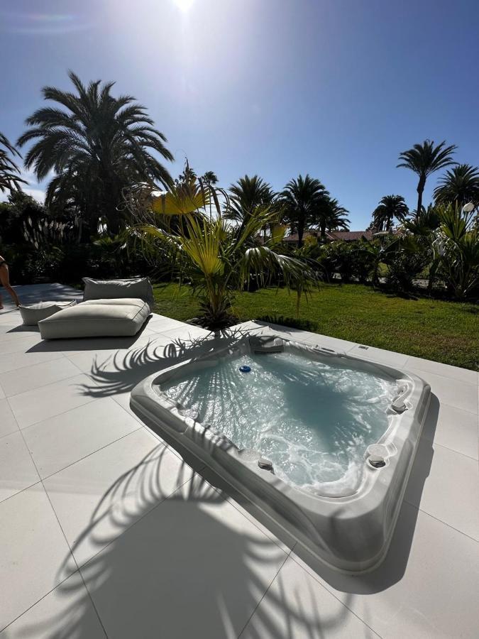 Sun Club P65 Premium Holiday home
