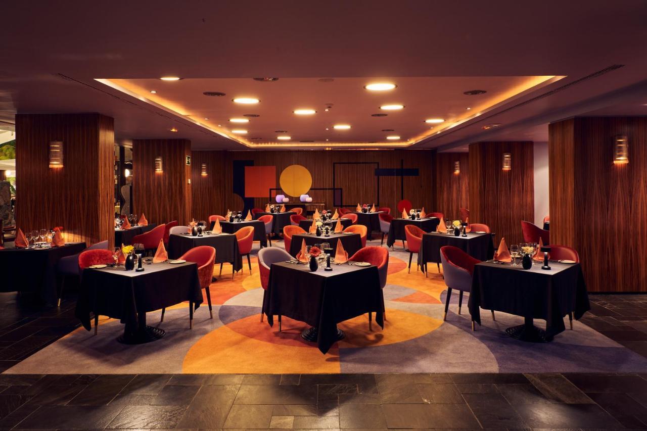 Seaside Palm Hotel