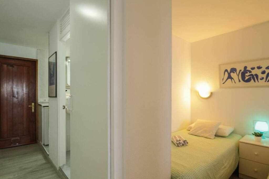 Ocean Front Apartment! Free Wifi! Maspalomas (Gran Canaria)