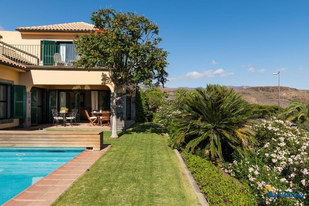 Monte Leon Villa