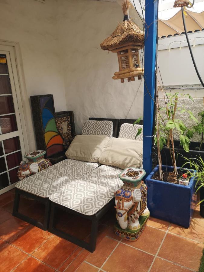Yumbo Bed & Breakfast