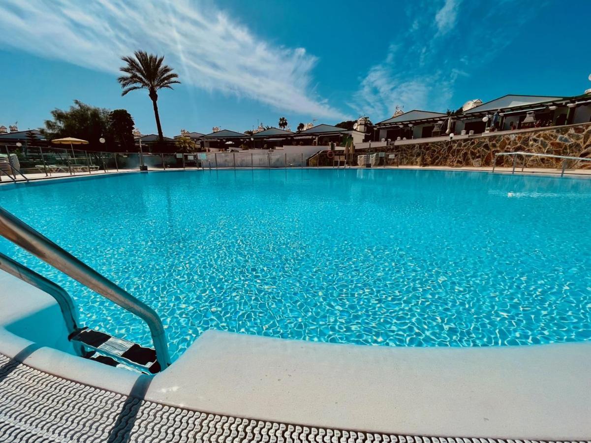 Sweet In Maspalomas