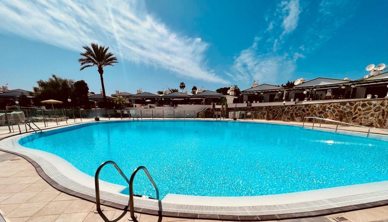 Sweet In Maspalomas *