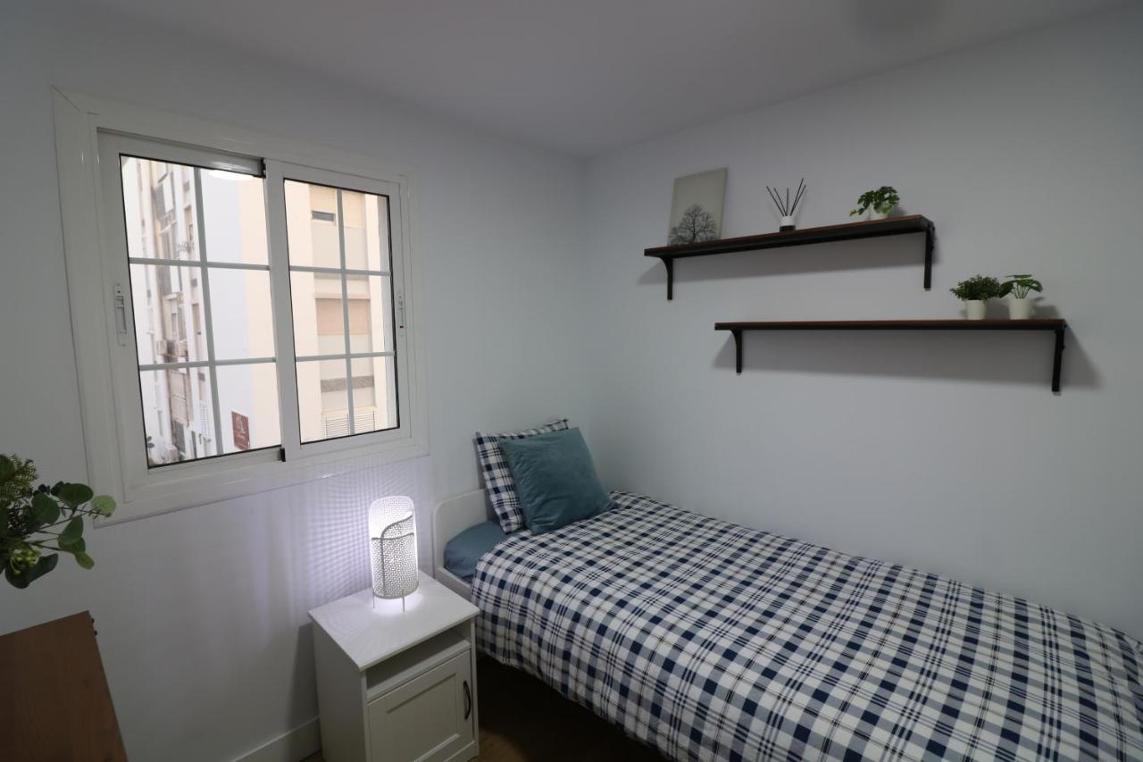 Lovelly Renovated Apartment *