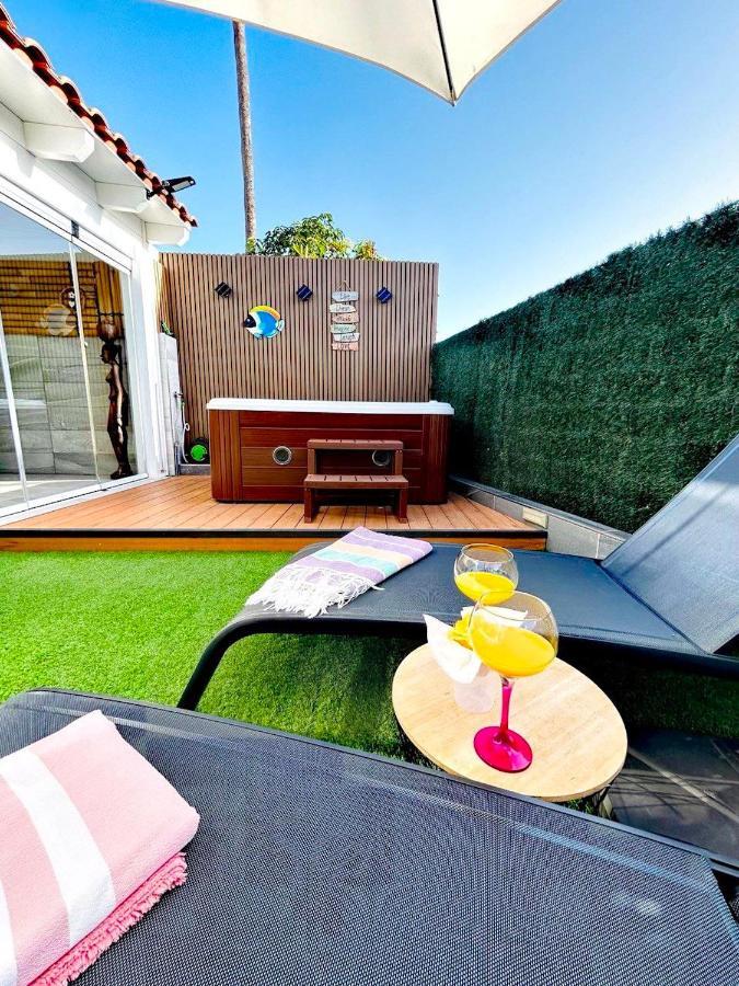 Holiday home Afrika Con Jacuzzi *