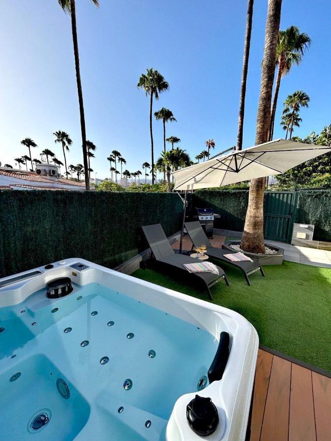 Holiday home Afrika Con Jacuzzi *