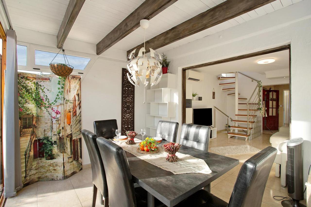 En Parrales Apartment