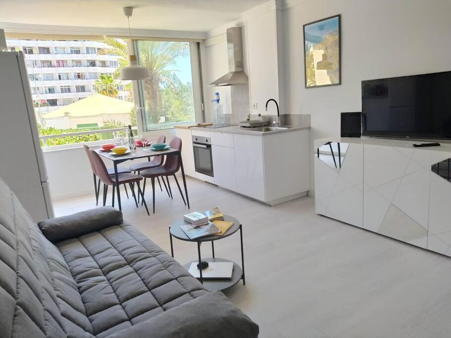 Design Flat In Place Nhere Yumbo Maspalomas (Gran Canaria)
