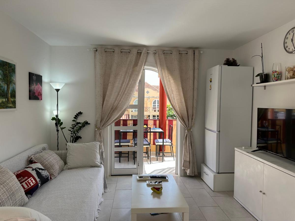 Sunrise Apartment *