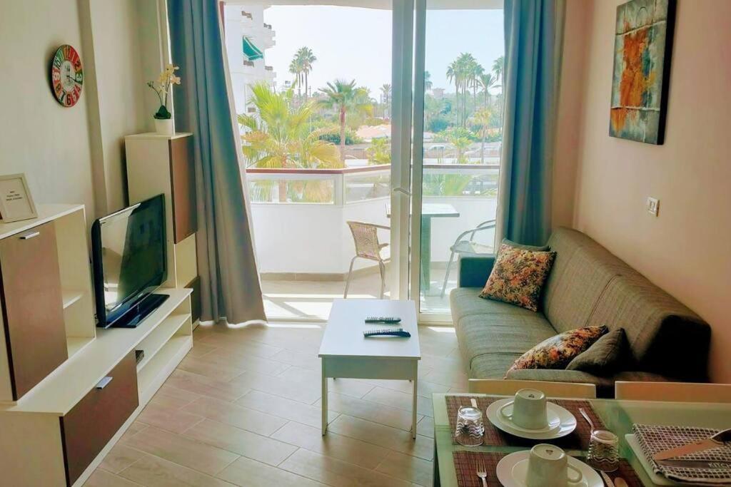 La Palmera 311 *
