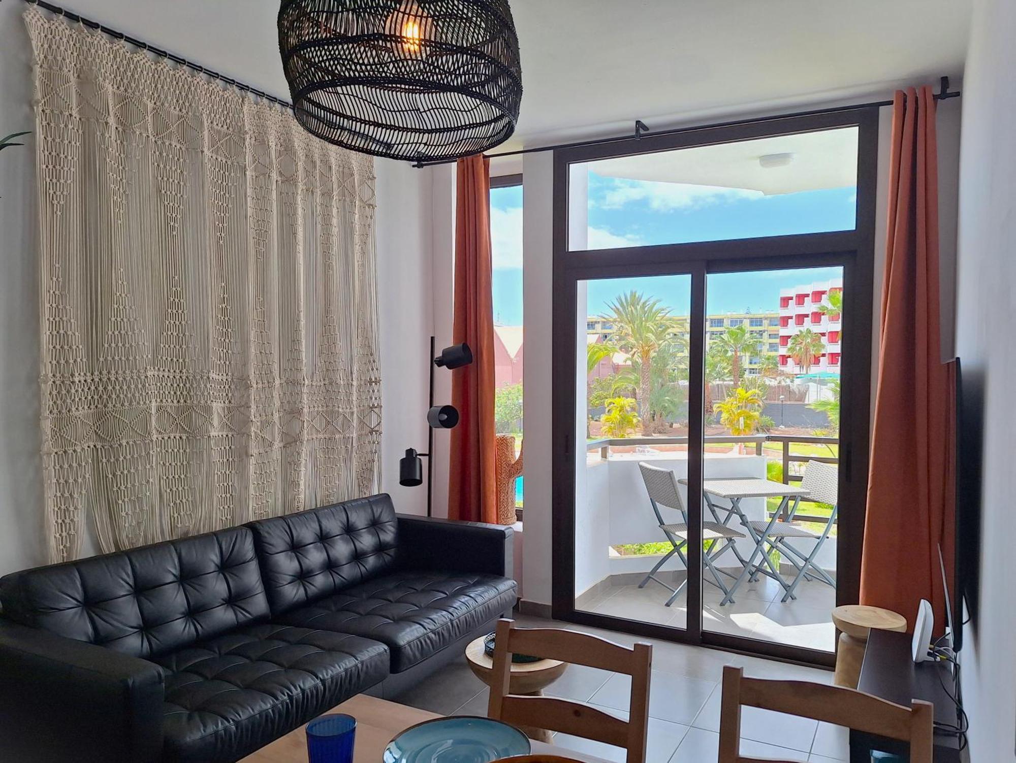 Stylish 2-bedroom Yumbo Holiday home