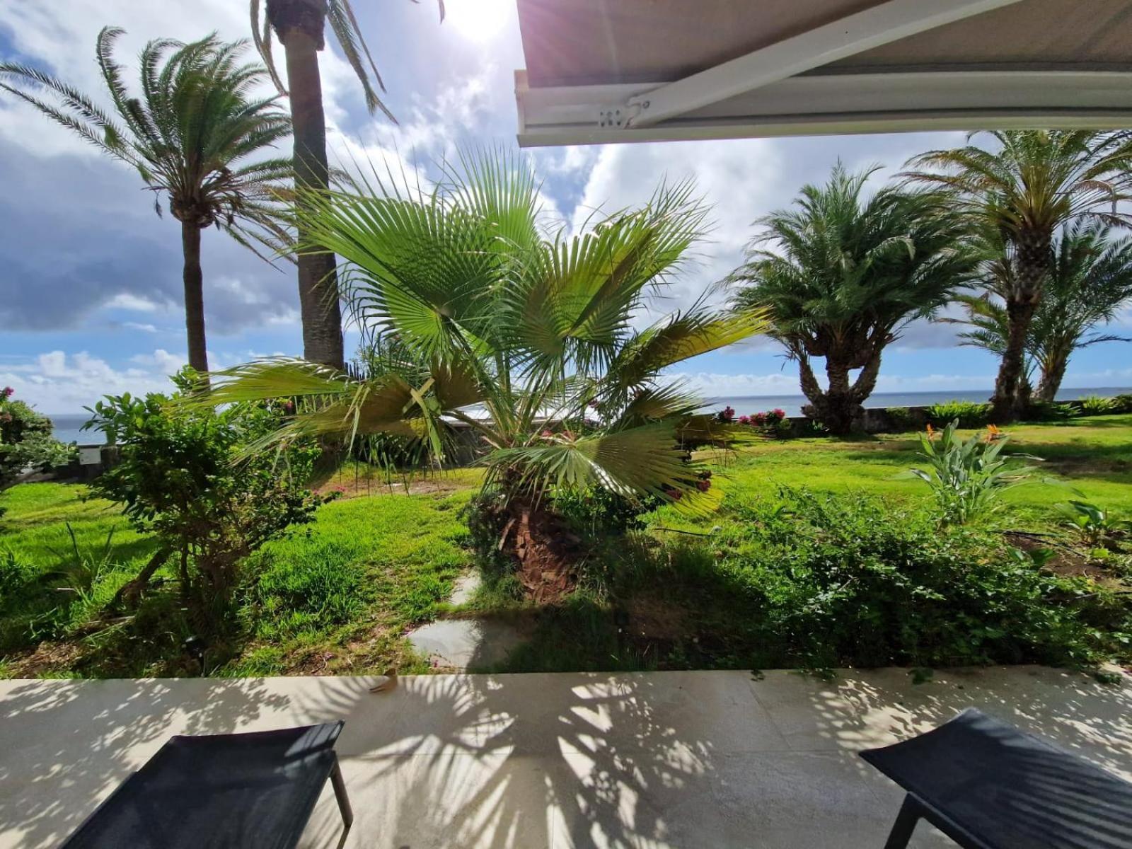 Monte Del Moro Sea Front View Apartamento