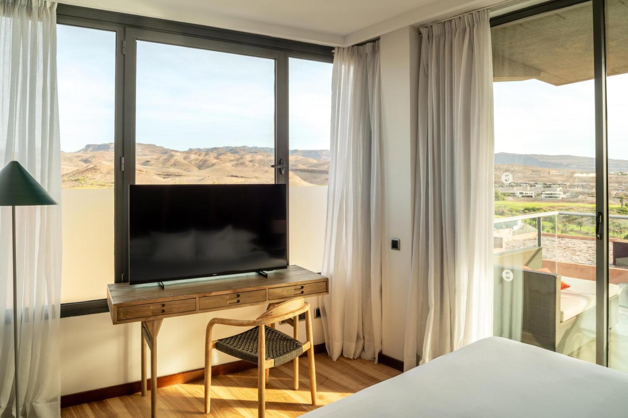 Salobre & Serenity Hotel 5*