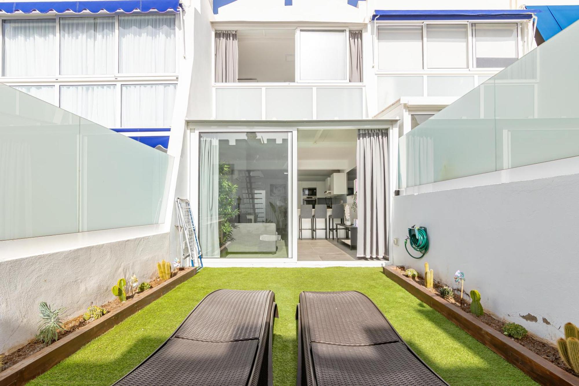 Alessandra, Your Private Garden! Apartment Maspalomas (Gran Canaria)