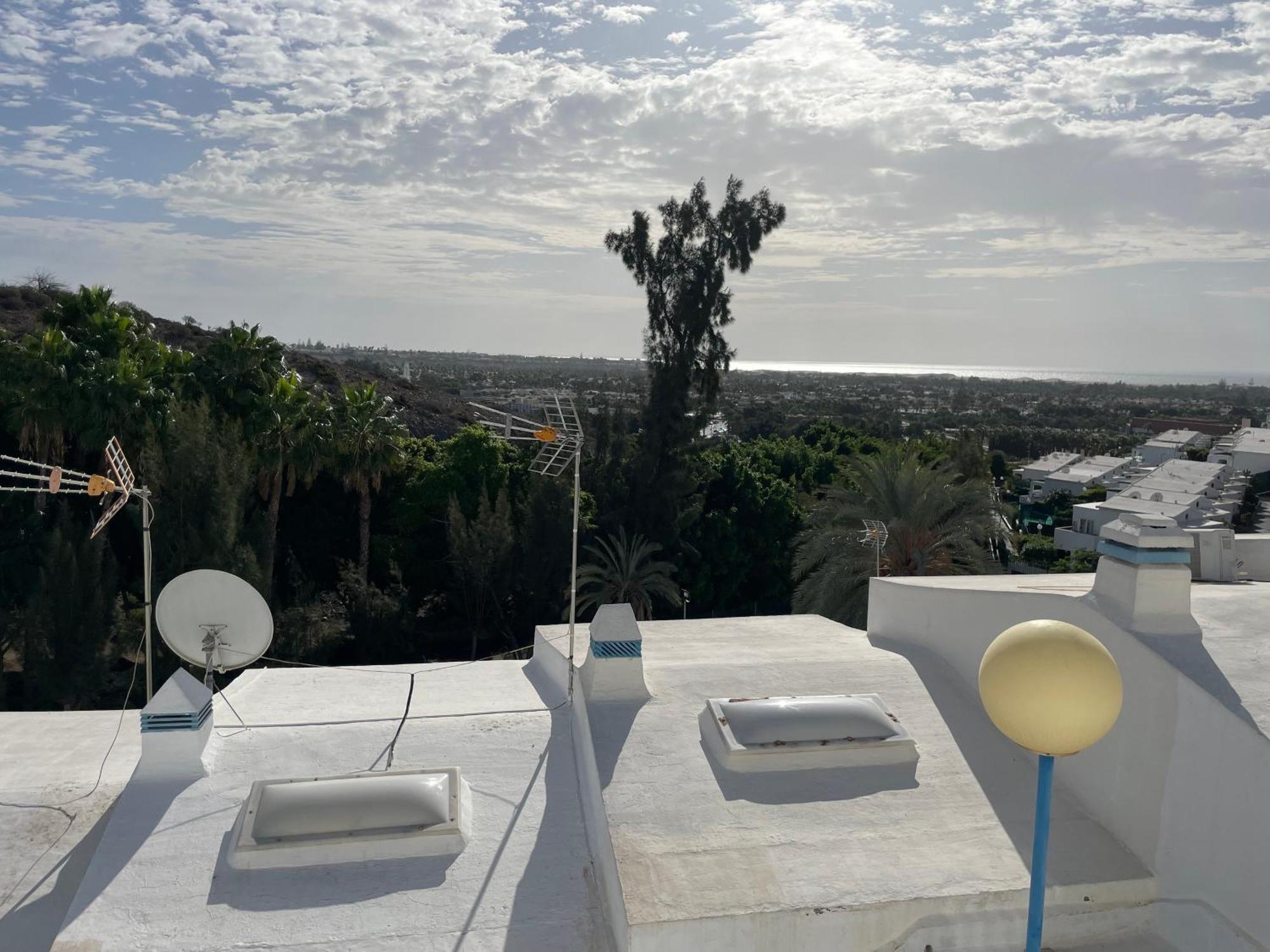 Isis House Apartment