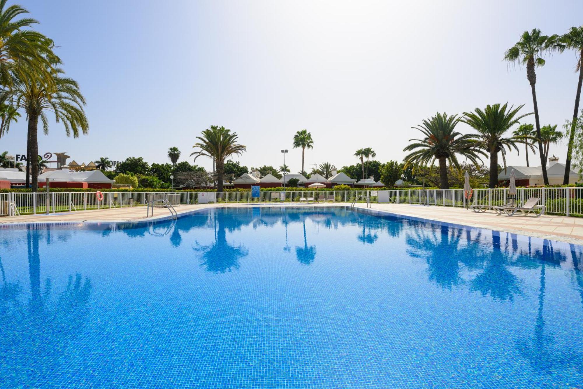 Guerrero - Terraza Y Acceso A Piscina Comun Villa