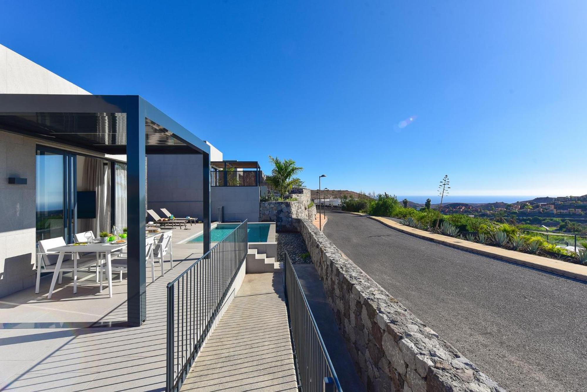 Yucas 1 By Villagrancanaria *