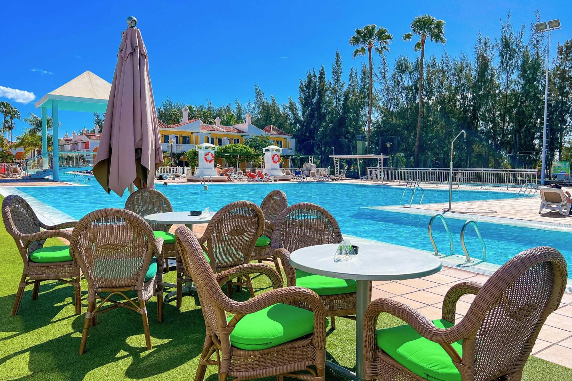 Cordial Golf Apartamento *