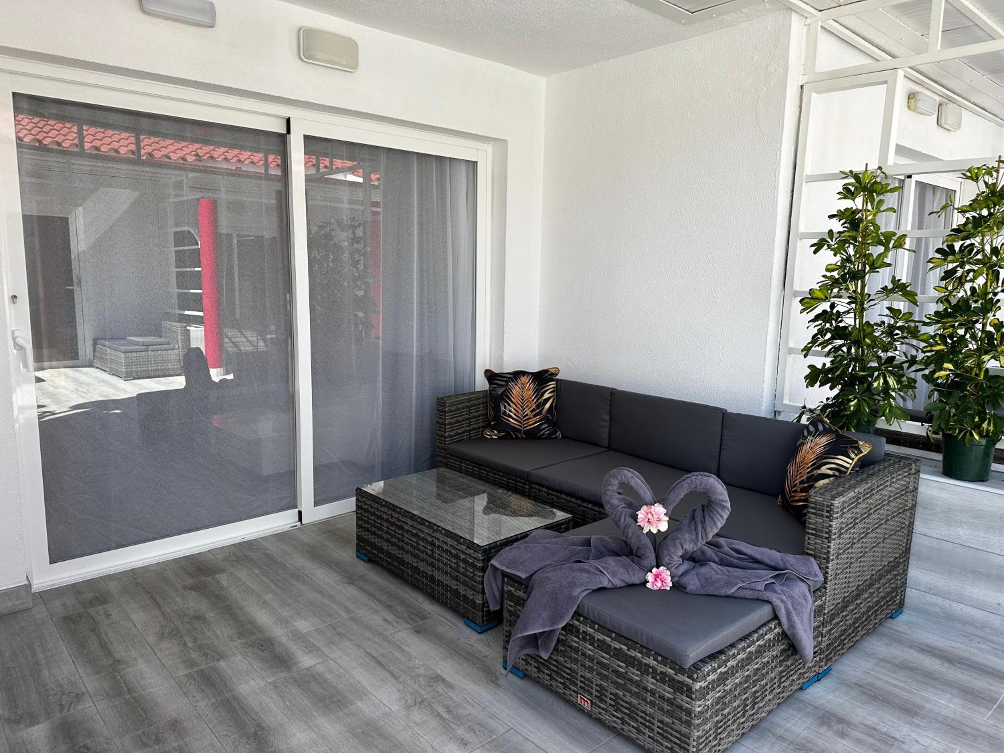 Liefdeshotel Paradise - Fkk Swinger & Nudist Couples Only 4*